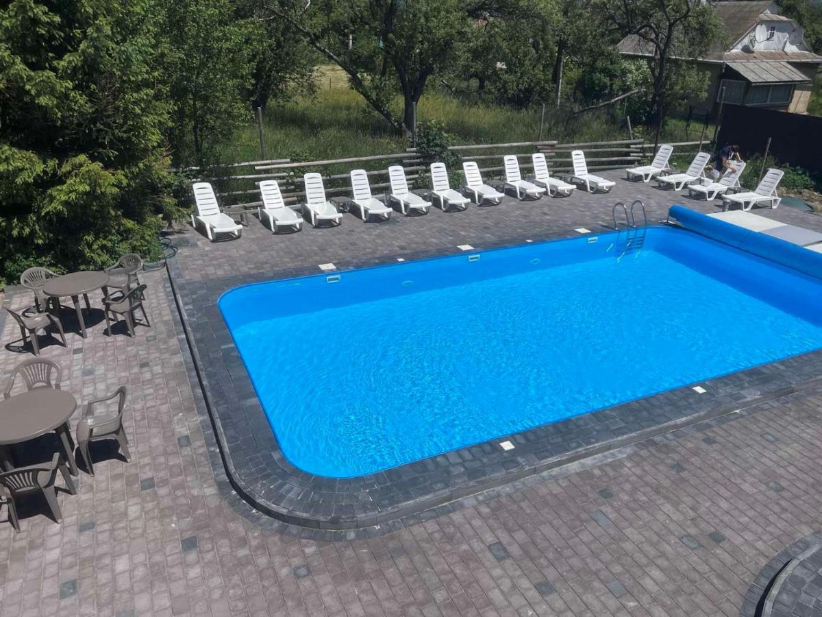 Sadyba Magnat Hotel Dilyatyn Zewnętrze zdjęcie