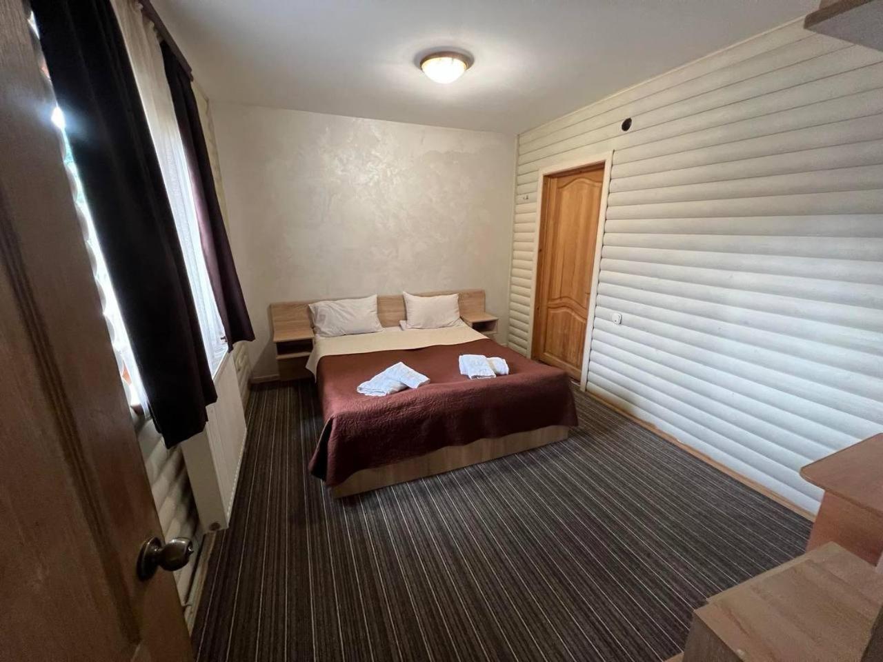 Sadyba Magnat Hotel Dilyatyn Zewnętrze zdjęcie
